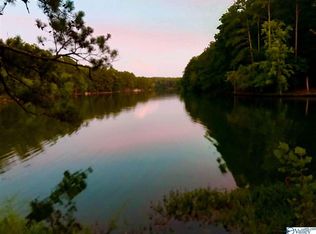 28 County Road 1335, Vinemont, AL 35179