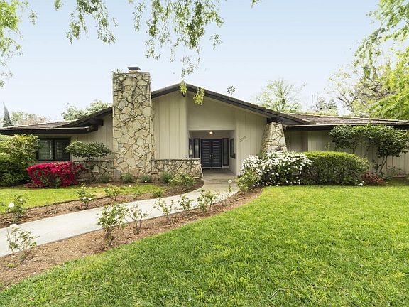 2nd image of 2710 E California Blvd