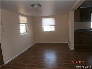 4th image of 205 Stowe Ac