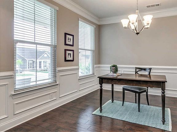 4th image of 2019 Canyon Echo Dr