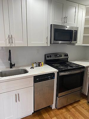 1st image of 223 Halsey St #2F