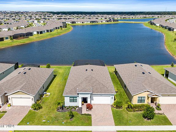 3rd image of 8713 Alister Dr