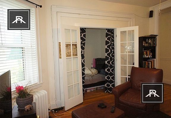 5th image of 1564 Commonwealth Ave APT 1
