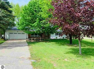 209 East Dr, Mount Pleasant, MI 48858