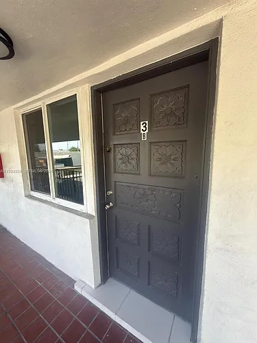 2622 NW 24th St Photo 1