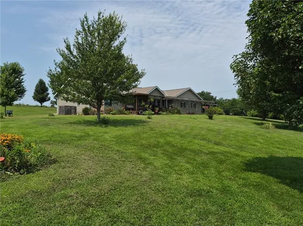 32113 W 359th St, Osawatomie, KS 66064