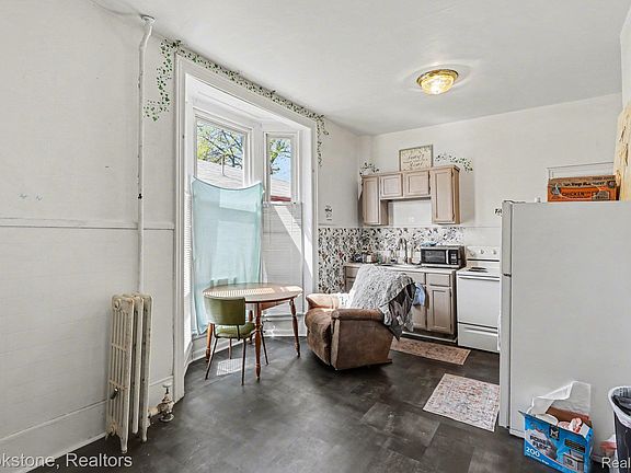 5th image of 1317 6th St