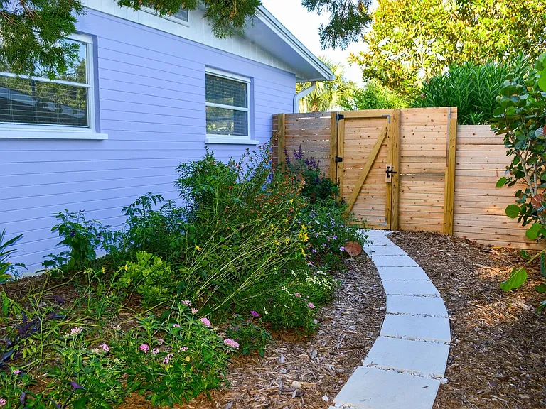 Side Gate_08152019