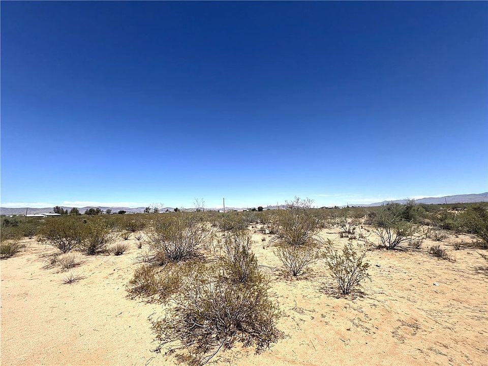2nd image of 306-05-020 N LIGURTA Road