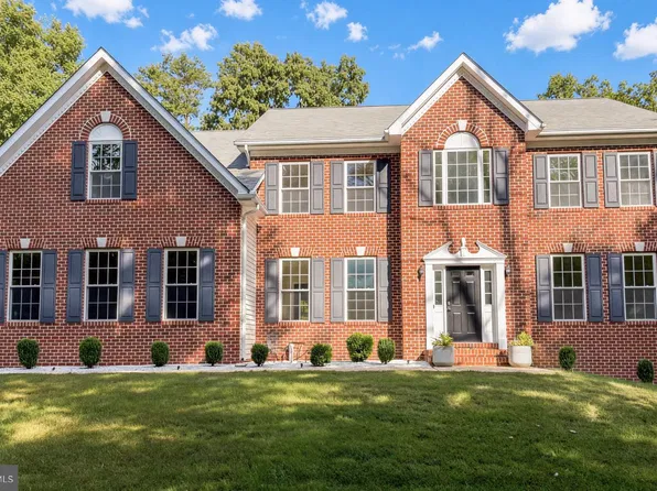 23381 Tara Ln, Hollywood, MD 20636