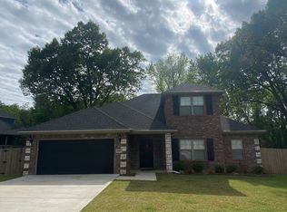 3884 Williams Cv, Springdale, AR 72764