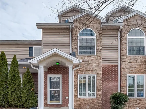 112 Leonardwood Dr Unit 203, Frankfort, KY 40601