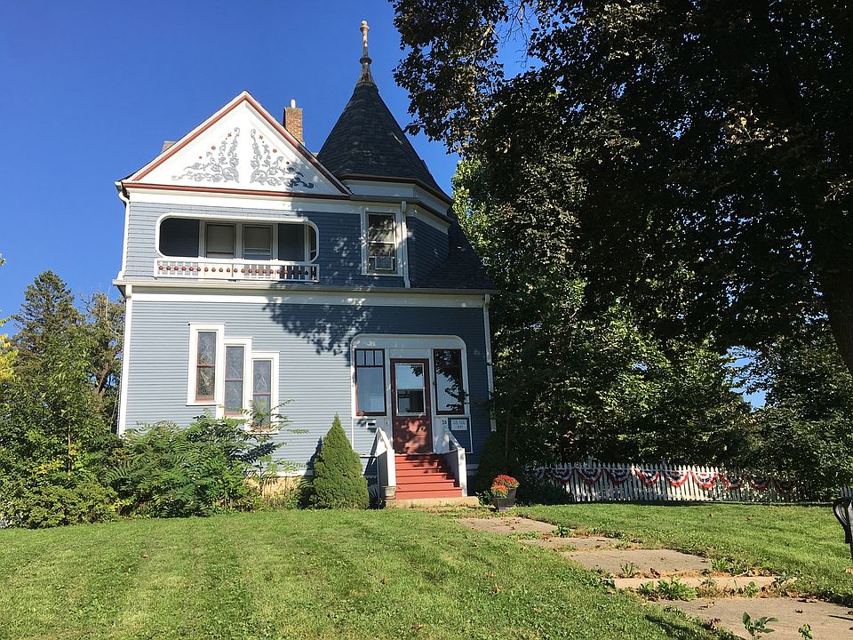 1st image of 26 N Washington St