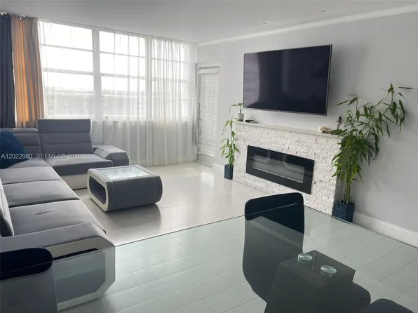 1301 NE Miami Gardens Dr APT 1013W, North Miami Beach, FL 33179
