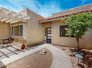 604 Eastlake Dr SE, Rio Rancho, NM 87124