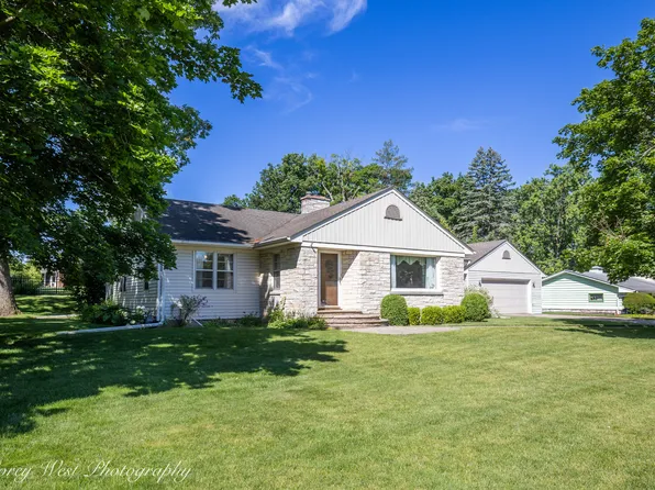801 Lawnwood Ave, Dekalb, IL 60115