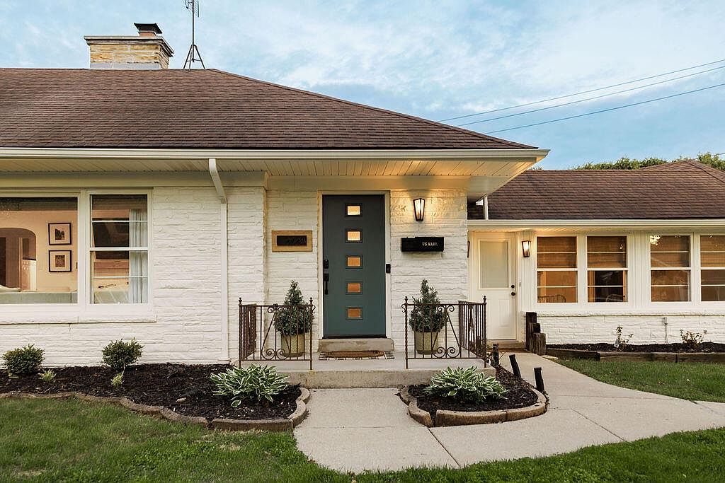 2728 North 97th STREET, Milwaukee, WI 53222 | Zillow