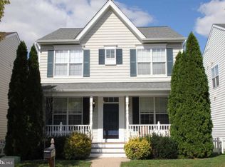 42630 Harris St, Chantilly, VA 20152