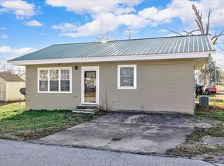 265 3rd St, Lewisport, KY 42351