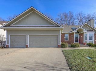 3413 S Arrowhead Ct, Independence, MO 64057