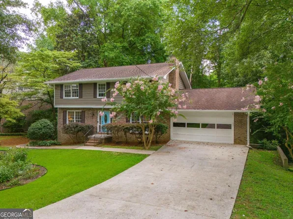 3993 Menlo Dr, Atlanta, GA 30340
