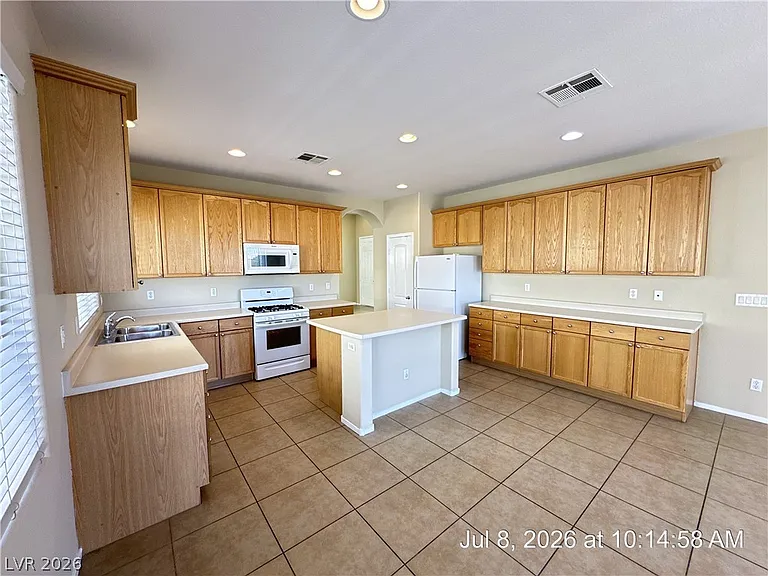 3653 Remington Grove Ave — Photo 8