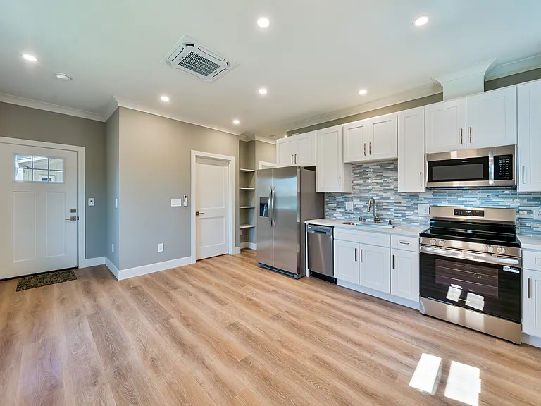 Jade Cir — Photo 6