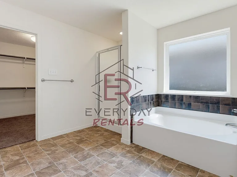 6705 Black Springs Dr — Photo 10
