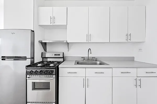 Sold by Corcoran | media 8