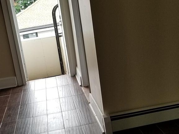2nd image of 341 N High St APT 3