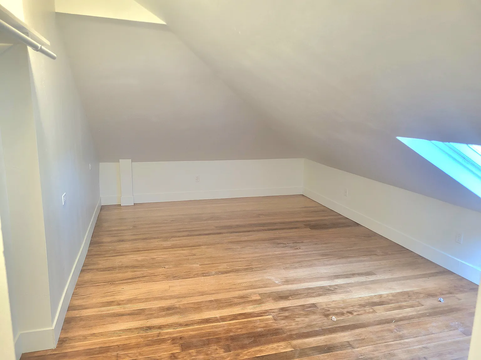 3 bed, $3,900 — Photo 3