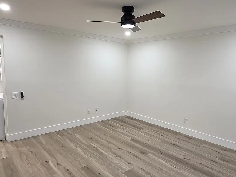 778 La Tierra St #H103 — Photo 17