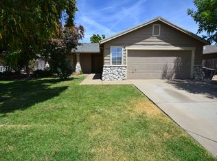 1597 Calistoga Way, Olivehurst, CA 95961