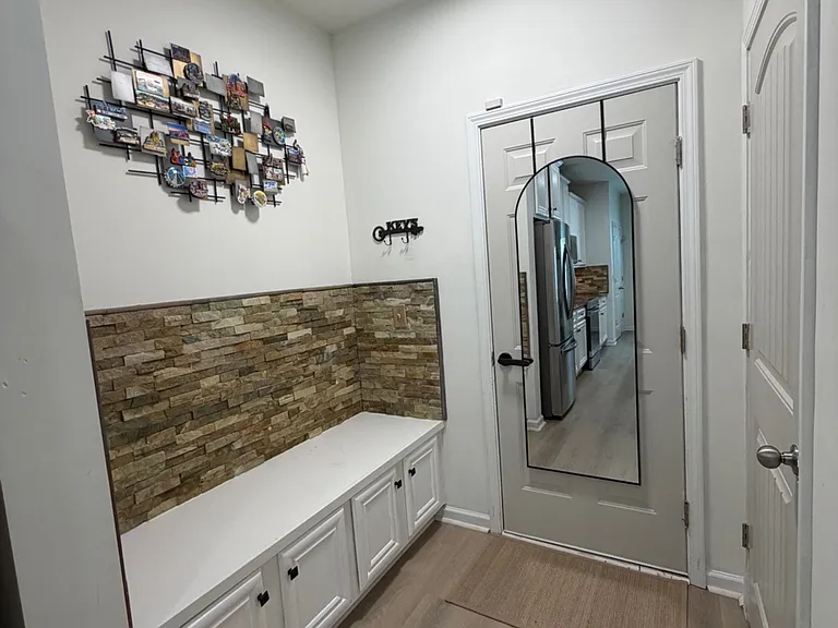 838 Pine Ln — Photo 13