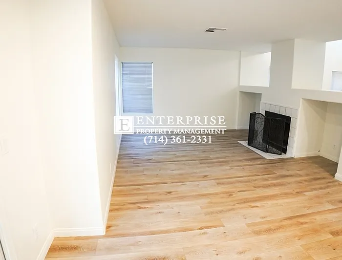 77 Carriage Dr — Photo 5