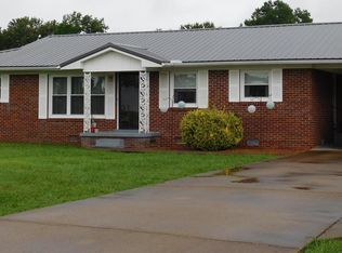 204 Merrel Ave, Ethridge, TN 38456