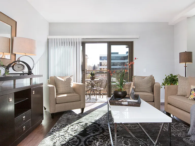 Nineteen800 Apartments — Photo 11