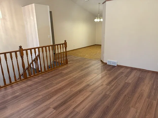 5 bed, 2166 sqft, $2,695 — Photo 3