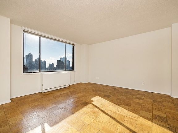 5th image of 330 W 56th St APT 2P