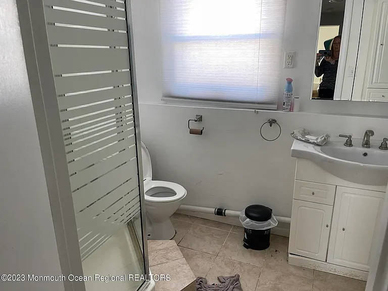 8 Dwight Dr — Photo 12