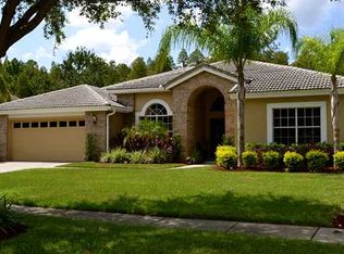 6119 Savoy Cir, Lutz, FL 33558