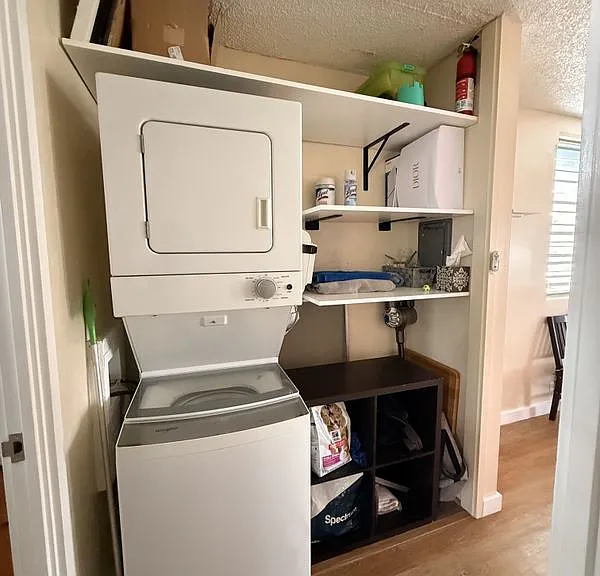 1526 Kewalo St #9 — Photo 7