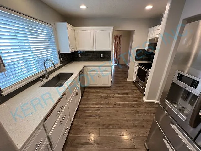 39895 Evans St — Photo 7