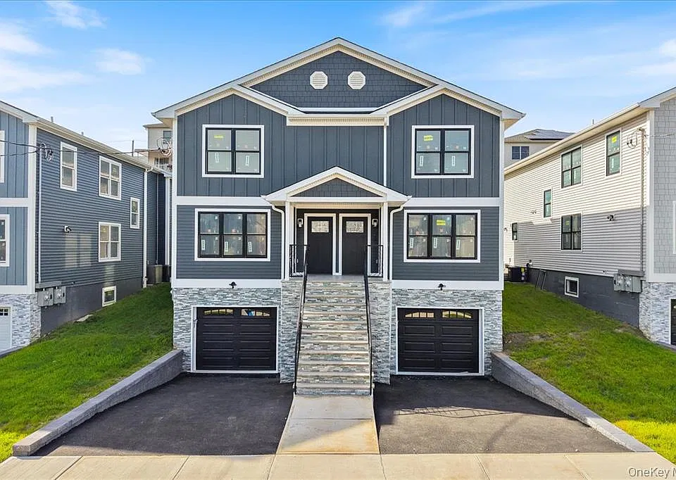 93 Thurton Pl #2