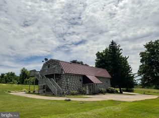 6711 Blue Bird Ln, Dover, PA 17315