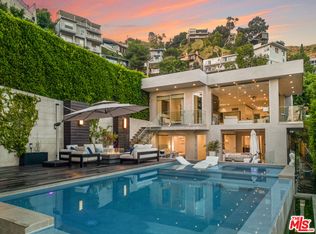 1717 Sunset Plaza Dr, Los Angeles, CA 90069