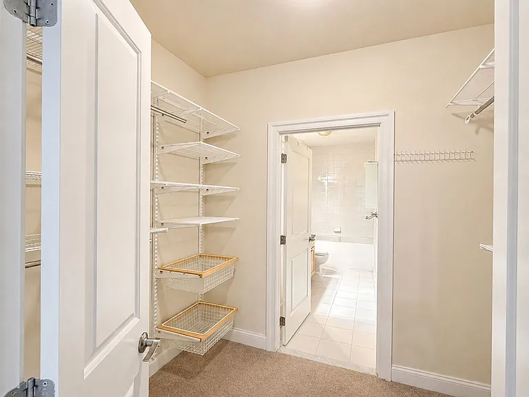 38 Maryland Ave #335 — Photo 16