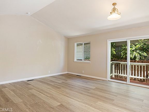 5th image of 3605 Vista St
