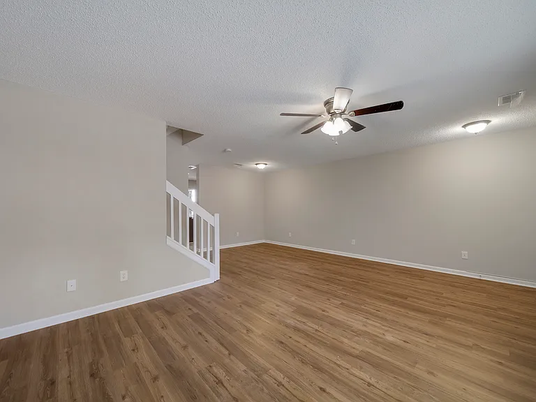 232 Butler Pl — Photo 12