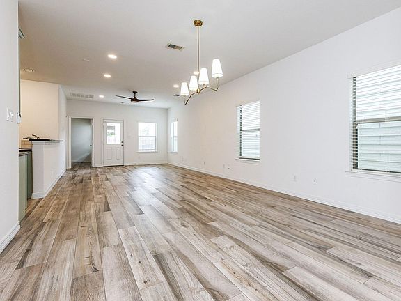 3rd image of 4655 Trembling Forest Ln
